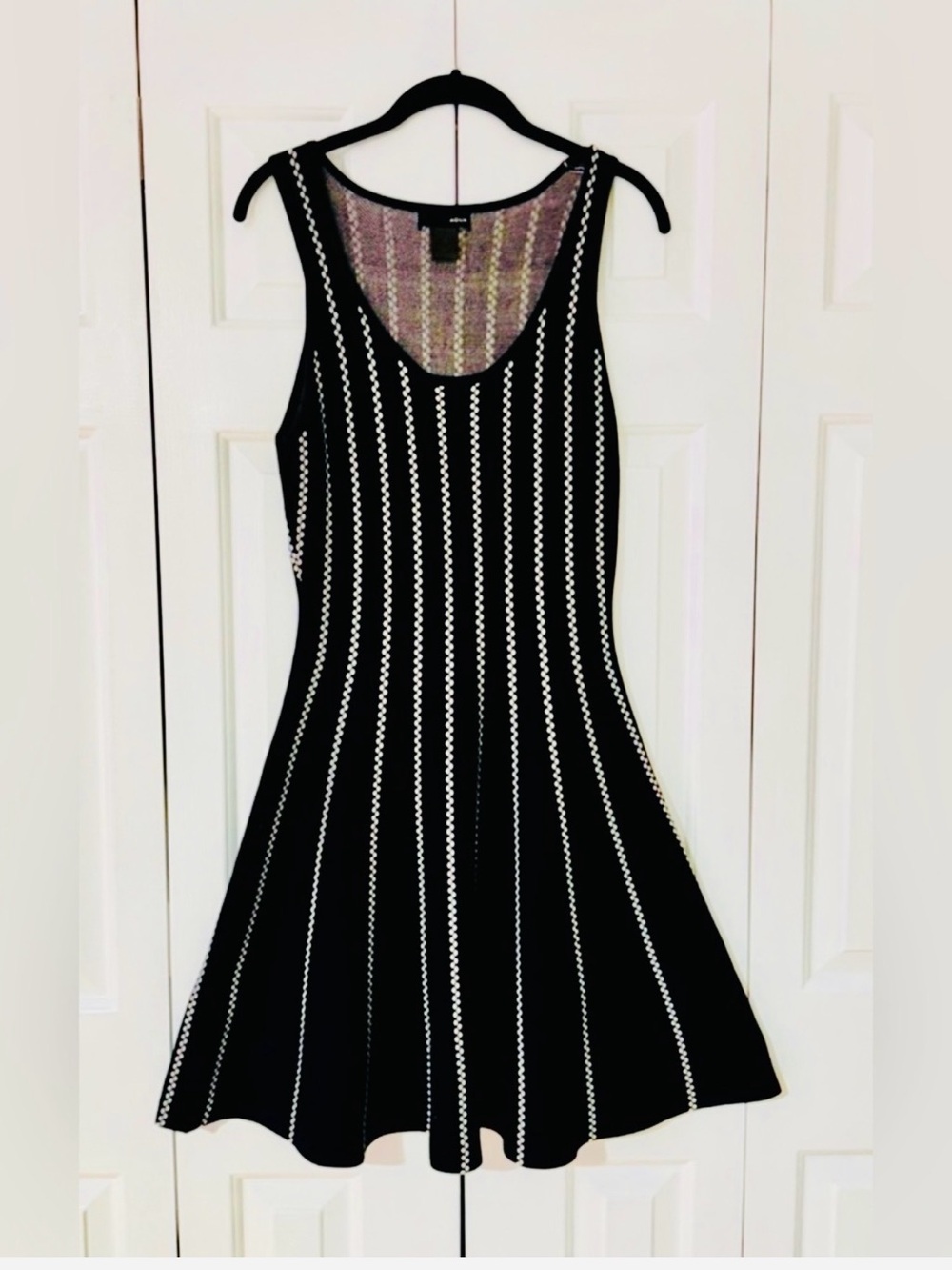Aqua Sleeveless Knit Dress L Black Fit & Flare Minimal Chic - Picture 2 of 5